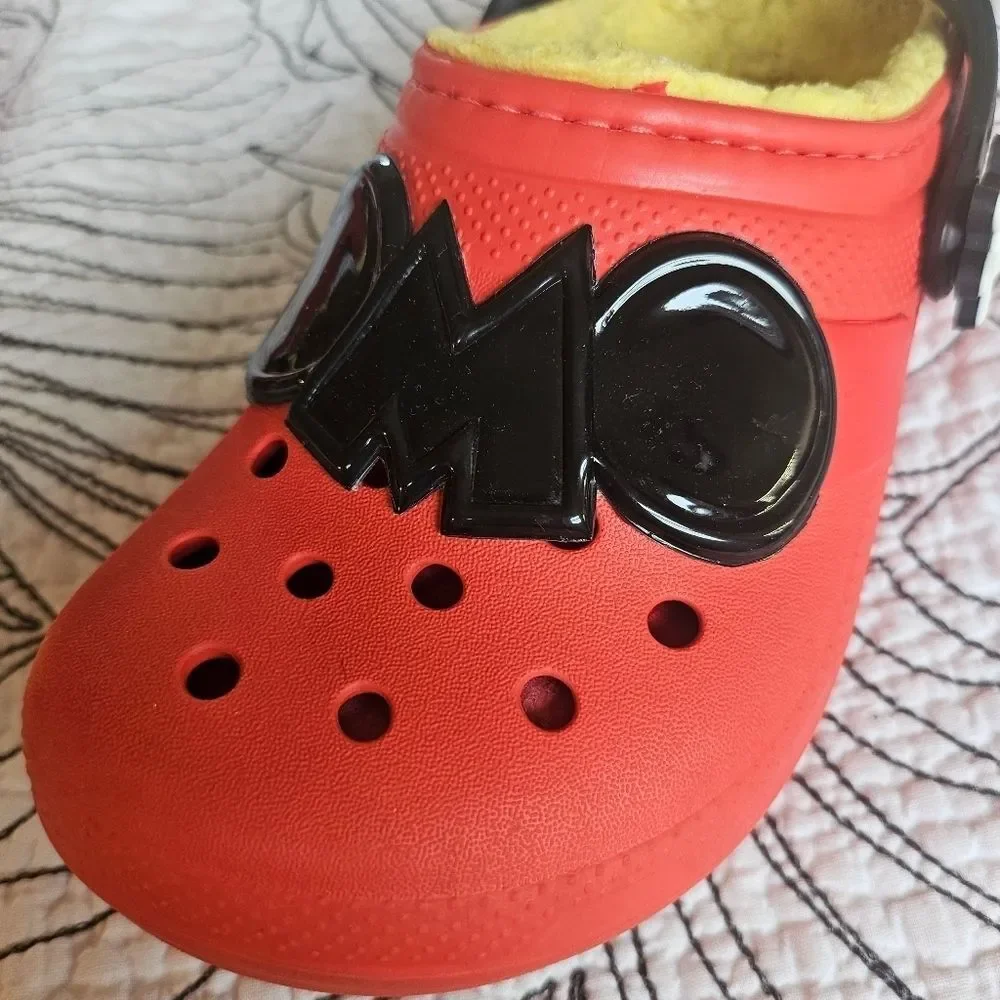 CROCS very good